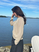 Load image into Gallery viewer, The Linen Roll neck