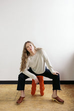 Load image into Gallery viewer, The Linen Boxy Crew Neck