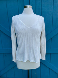 The Cotton Ribbed V-neck